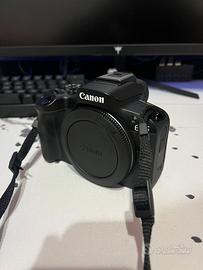 Canon EOS R50