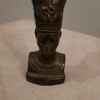 Antico egizio nefertiti vissuta 1370-1330ac