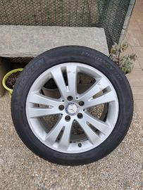 Cerchio con gomma 225/50 R17