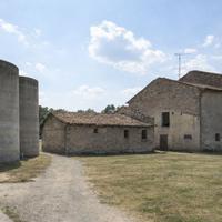 Porzione di Cascina con Ampio Terreno da Ristruttu