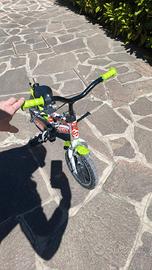 Bicicletta con cerchi da 12" per bambini di due an