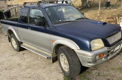 Mitsubishi l 200 cassone lungo
