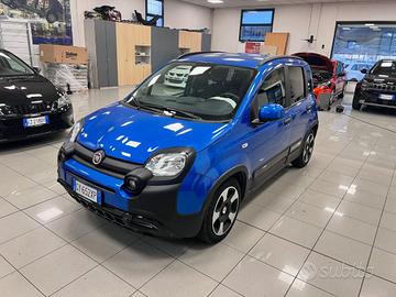 FIAT Panda 1.0 FireFly S&S Hybrid Pandina / Cros