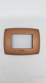 Placca Legrand Vela Tonda Rame  3 mod 684857