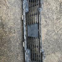 maschera paraurti peugeot 2008 anno 2021 