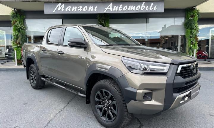 TOYOTA Hilux 2.4 D A/T 4WD Double Cab Invincible
