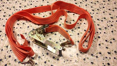 3 Cinghie di Fissaggio con Cricchetto 5 mt