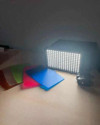 Pannello luce fotografica ESSDI 176 Led