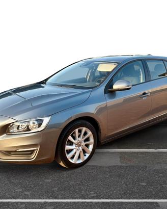 Volvo V60 D3 Geartronic Business 2017 – 64.000km