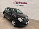 lancia-ypsilon-1-2-benzina-adatta-neopatentati