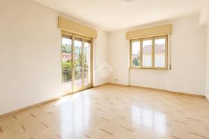 3 LOCALI A MOZZO