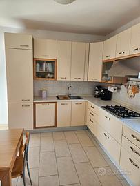 Appartamento trilocale più cucina abitabile
