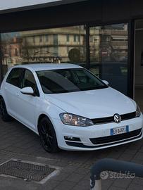 Volkswagen Golf 1.6 TDI 90 CV 5p. Tech&Sound BlueM