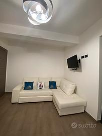 Divano eco pelle contenitore