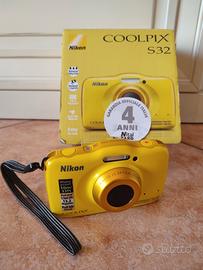 Nikon coolpix s32