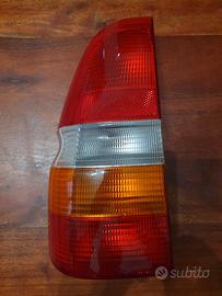 FARO FANALE POSTERIORE SINISTRO FORD ESCORT 1.8 TD