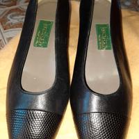 SCARPE DONNA IN VITELLO COLORE NERO