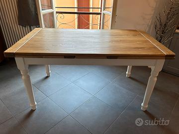 Tavolo Allungabile In Legno