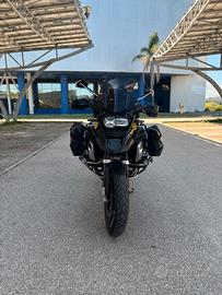 Bmw gs 1250 adventure colorazione 40 esimo