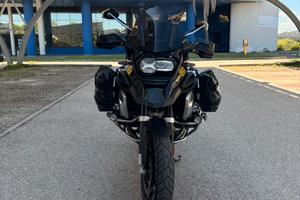 Bmw gs 1250 adventure colorazione 40 esimo