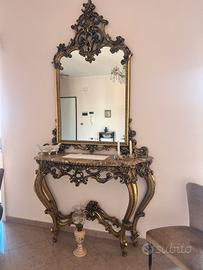 Specchiera antica
