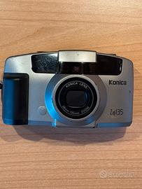 Fotocamera Vintage Konica Z-up 135 Super analogica
