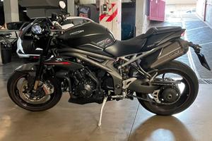 Triumph speed triple 1050 rs abs-2018