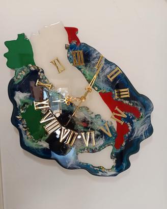 Orologio da parete unico "Italia" in resina epossi