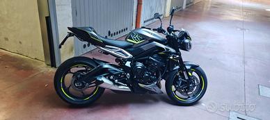 Stret Triple 765R MY 2023
