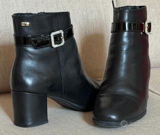 STIVALETTO