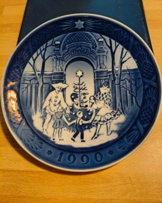 Piatto Royal Copenaghen 1990 originale
