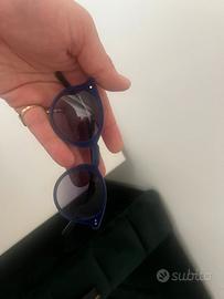 Occhiali blu con velluto