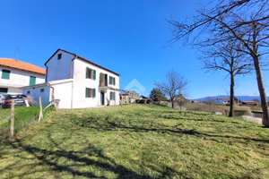CASA INDIPENDENTE A PONZONE