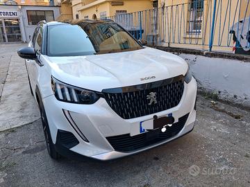 peugeot 2008 GT Automatica 