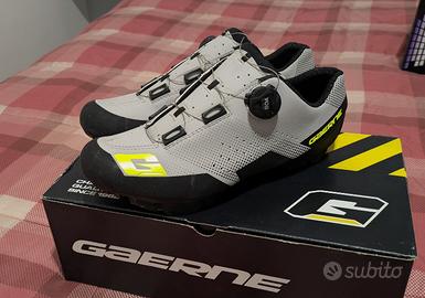 Scarpe e casco x mtb