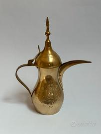 Caffettiera Araba Tradizionale Dallah in Ottone