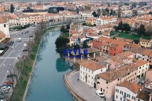PRESTIGIOSO APPARTAMENTO 2 CAMERE NELLA PIAZZA DEL