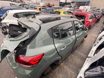 DACIA SANDERO 2024 PER RICAMBI
