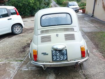 Fiat 500L 1972 .