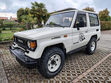 Toyota Land Cruise lj70 lx 