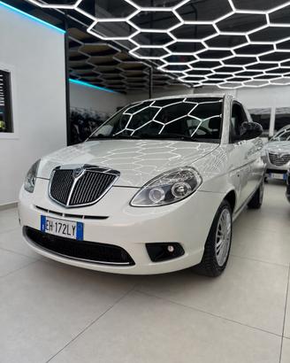 Lancia Ypsilon 1.2 benzina