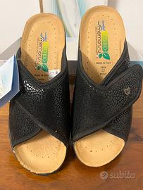 Ciabatte ortopediche antiscivolo in pelle Sanital