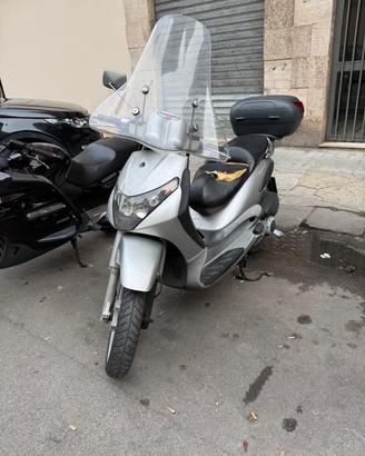 Ricambi Piaggio Beverly 200