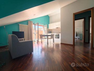 Attico / Mansarda di 69 m² con 2 locali a Monforte