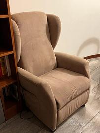 Poltrona reclinabile Genesis per anziani