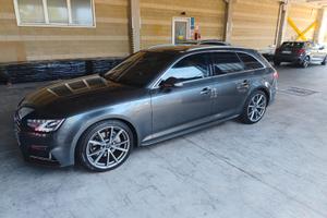 Audi A4 avant quattro S_line full optional 