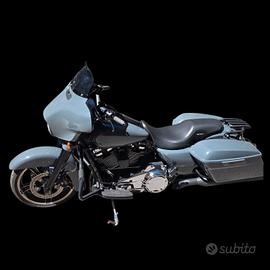 Bellisisma Harley Davidson Street Glide  FLHXS
