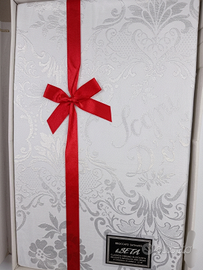 Splendido copriletto matrimoniale realizzato in pr