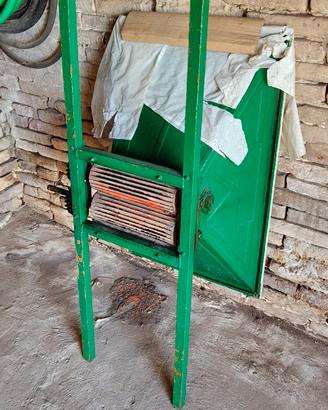 pigiatrice uva  manuale 