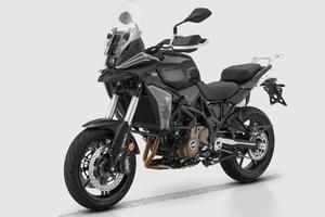 QJMOTOR SRT 700 S RATE AUTO MOTO SCOOTER